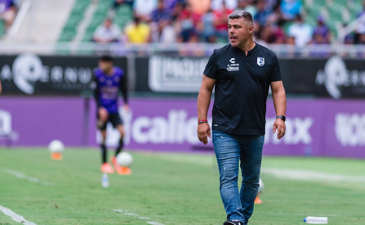 El día de hoy, regresa el fútbol mexicano, tras el parón por Leagues Cup, y se jugarán tres partidos y esta es la hora y canales.