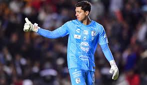 Tapia estaba a préstamo, con Querétaro, y América se ofreció a pagar una compensación, por ciertos partidos que jugará el canterano azulcrema.