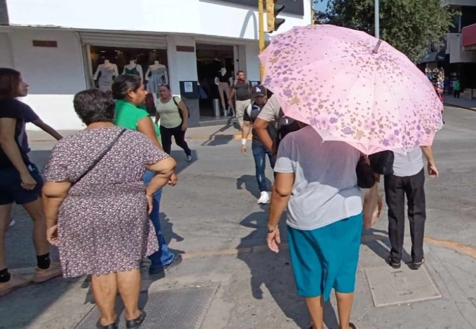Altas temperaturas continúan provocando golpe de calor