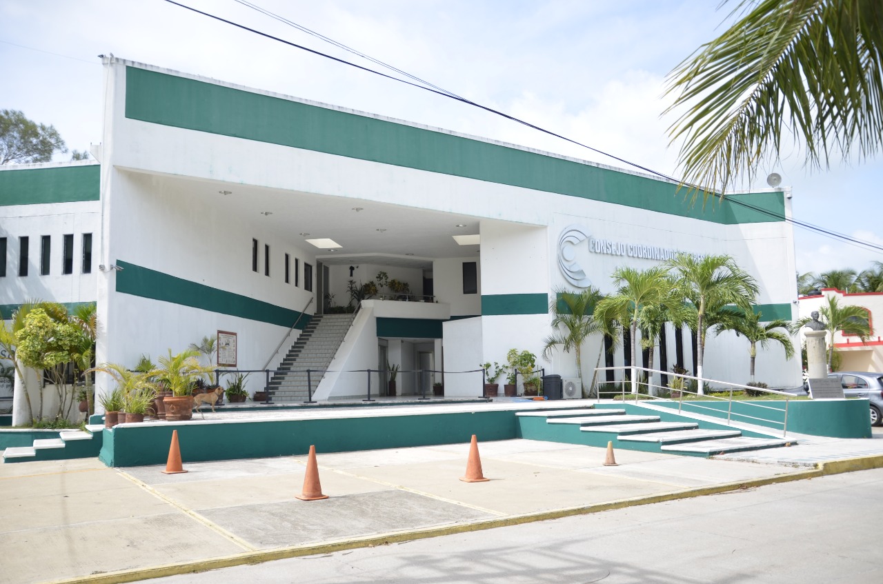 Presidente del CCE desconoce del tema petrolero