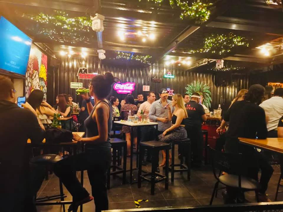 Van contra antros que violan horarios y no estén regulados