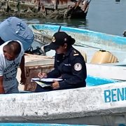 Capitanía de Puerto verifica lanchas ribereñas