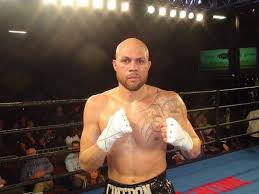 El boxeador puertorriqueño Kermit Cintrón fue el segundo rival de dicho país, al que se enfrentó Canelo.