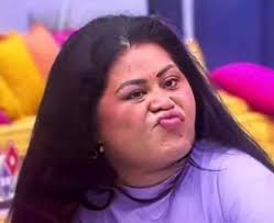 Con esta foto fue como se hizo la comparación de Gomita con Maui, personaje de Disney, durante su estancia en la segunda temporada de La Casa De Los Famosos México.