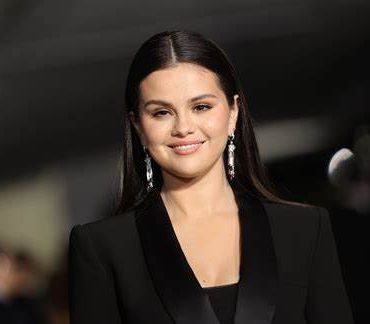 ¿Selena Gomez comprometida?