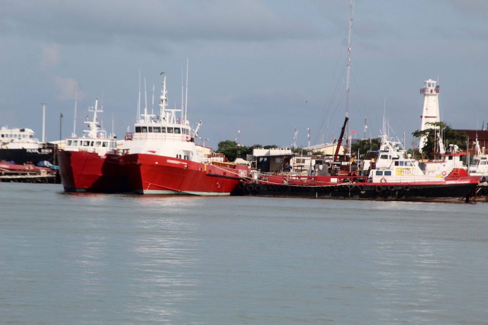 Petroempresas carmelitas endeudas con el IMSS, Infonavit y la API