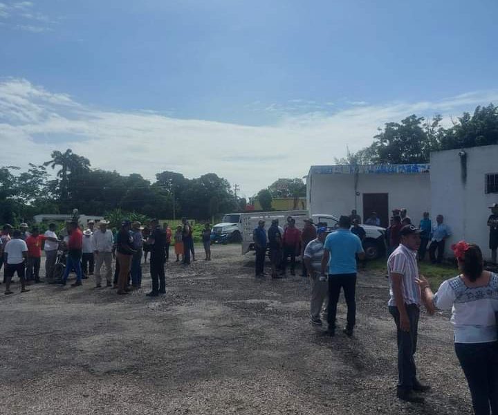 Atastecos piden espacios en la Junta Municipal