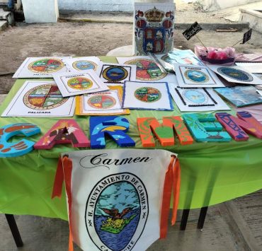 Papelerías ven un repunte de ventas por el mes de la Campechanidad