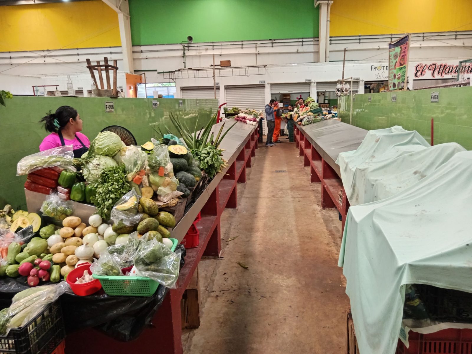 Ambulantes de verduras dolor de cabeza para locatarios del mercado AFA
