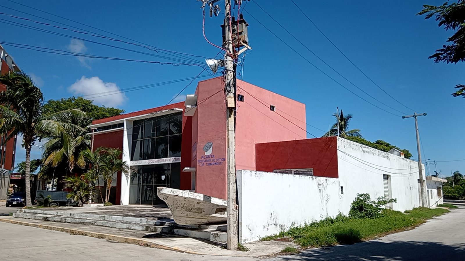 Ostionera con nueve años sin energía eléctrica