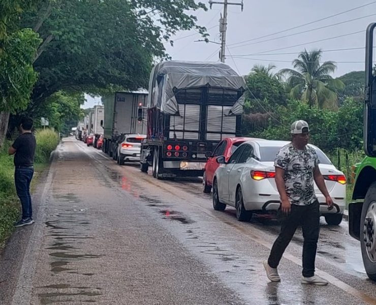 Se busca desvía el tráfico de tráiler que van a Campeche, Yucatán y Quintana Roo