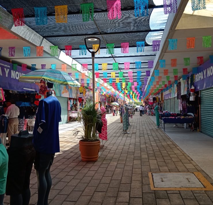 Locatarios del mercado del Chechén esperan ventas hasta de un 80% para diciembre