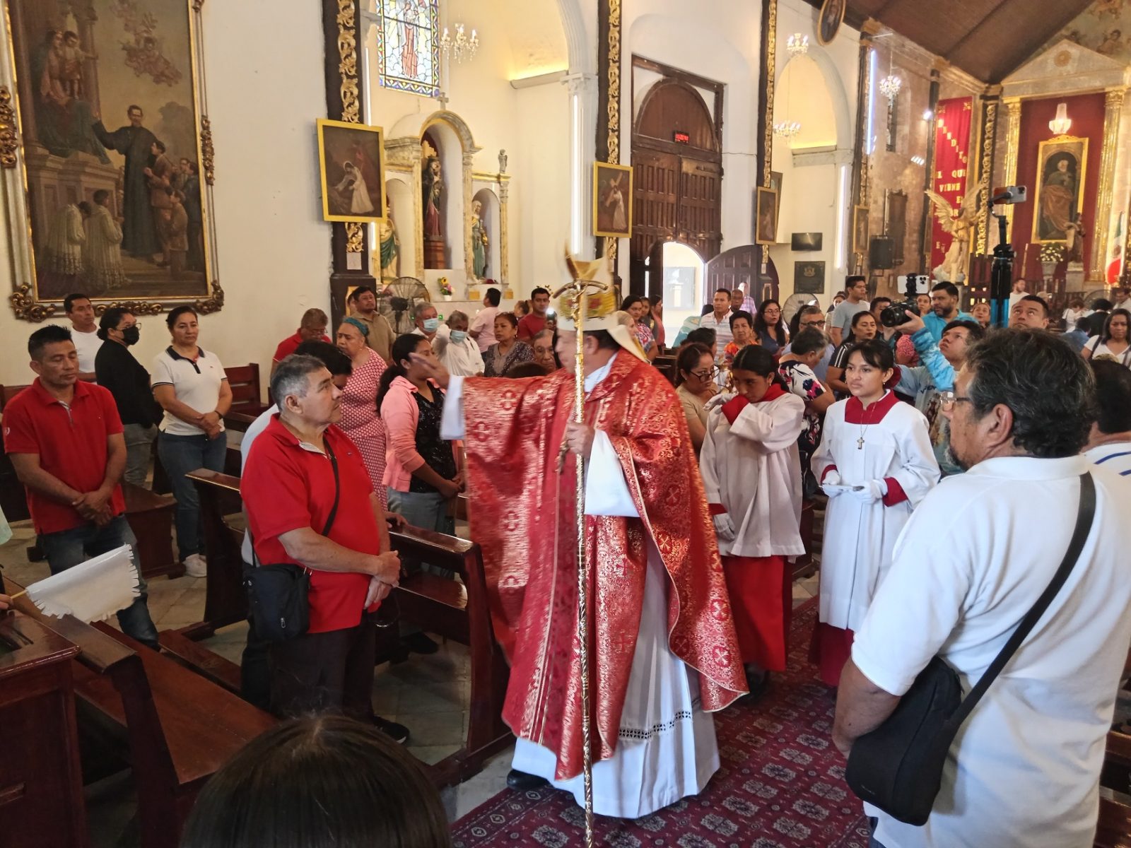 Acercarse a Dios reduciría el índice de violencia