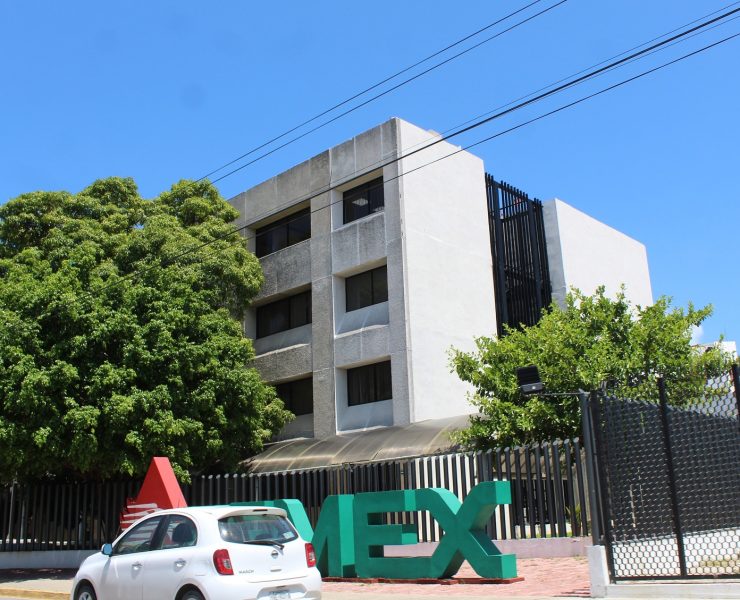 Regiones Marinas de Pemex debe 98 millones de pesos a empresas