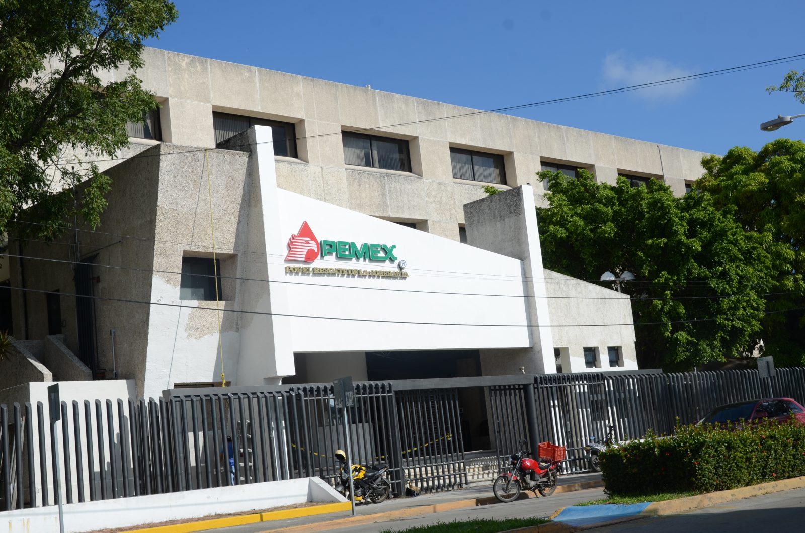 Pemex no va a pagar a empresarios en estos días