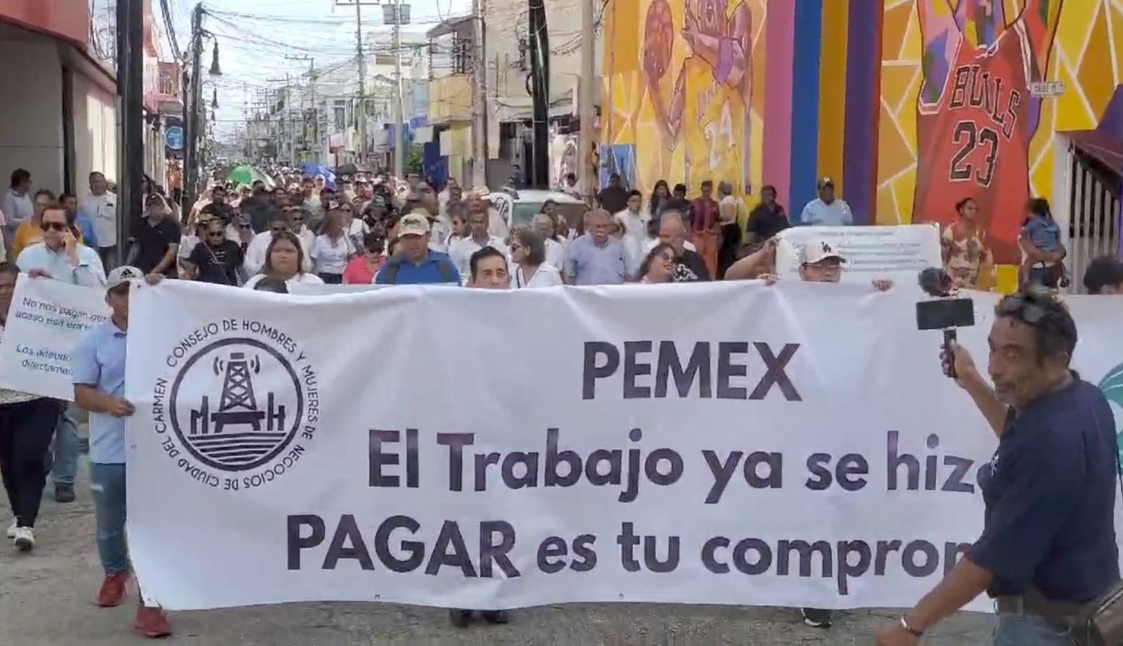 La marcha de empresarios contra Pemex fue saludable