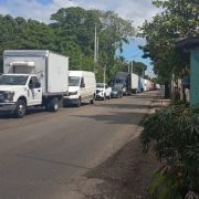 Bloquean carretera de Atasta