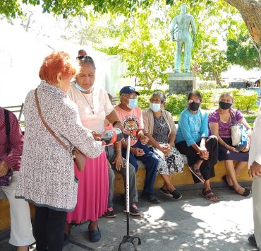 Despojan de la pensión a adultos mayores