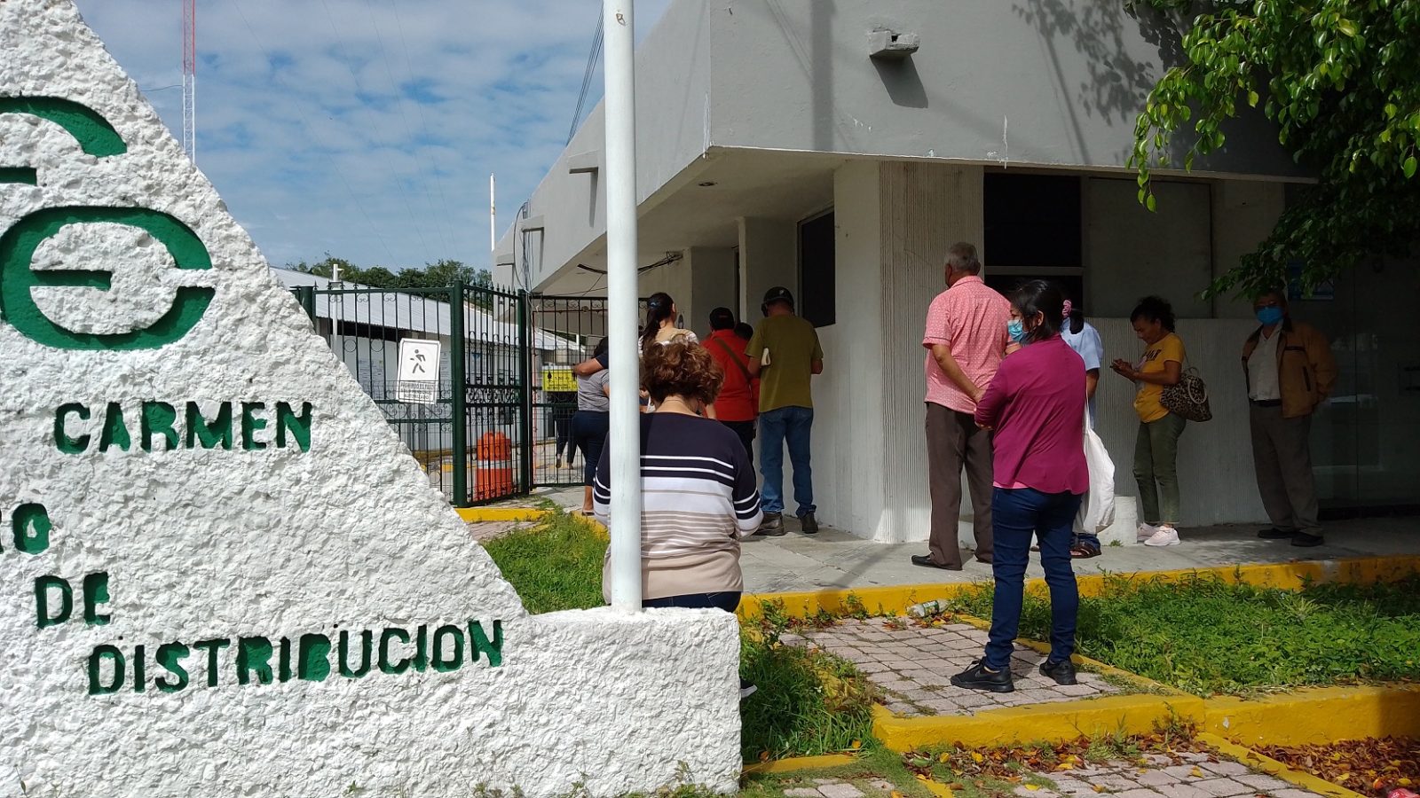 Carmelitas inconformes por el alto costo de energía eléctrica