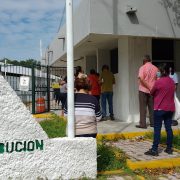 Carmelitas inconformes por el alto costo de energía eléctrica
