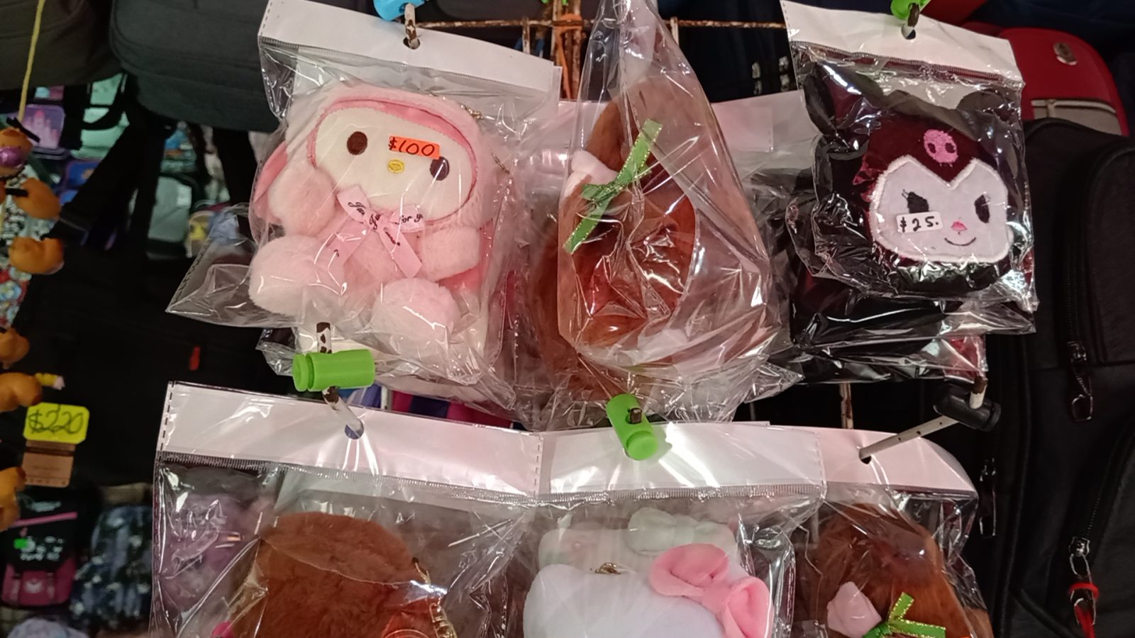 Se preparan comerciantes para el 14 de febrero