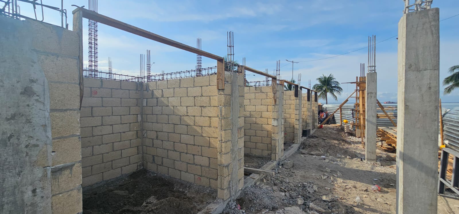 Avanza obra del mercado de artesanías