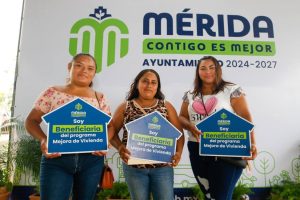 Familias del sur de Mérida reciben acciones de vivienda gracias al compromiso del Ayuntamiento, asegurando un patrimonio seguro y una mejor calidad de vida.