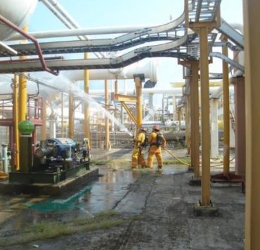 Atasta foco rojo con el Centro de Proceso y Transporte de Gas