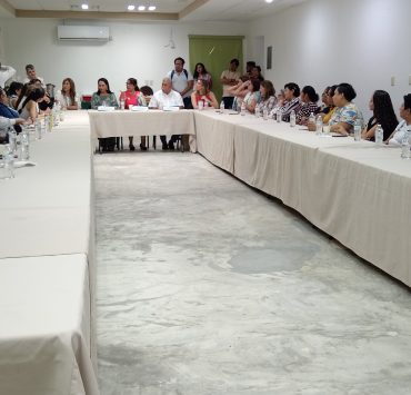 Amexme presenta programa Carril Rosa en Ciudad del Carmen