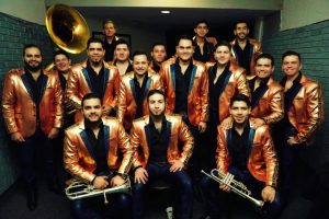 Banda Los Recoditos, amenizará la coronación de los Reyes del Carnaval de Mérida 2025, en el Centro de Espectáculos Jardín Carta Clara, el sábado 22 de febrero a las 19:00 horas.