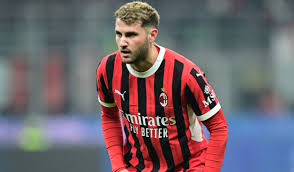 En el gol de Santiago Giménez, el delantero mexicano se asocio bien con el estadounidense, Cristhian Pulisic.