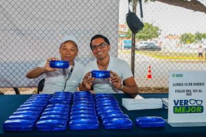 Mejorando la salud visual en Mérida: Beneficiarios del programa "Ver mejor" reciben sus lentes gratuitos, impulsando su bienestar y calidad de vida.