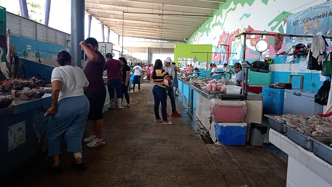 Expendedores de pescados cifran esperanzas para esta Cuaresma