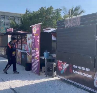 Ayuntamiento del Carmen realiza ordenamiento comercial en Punta Norte