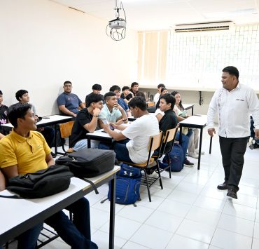 Subempleo afecta a egresados de universidades