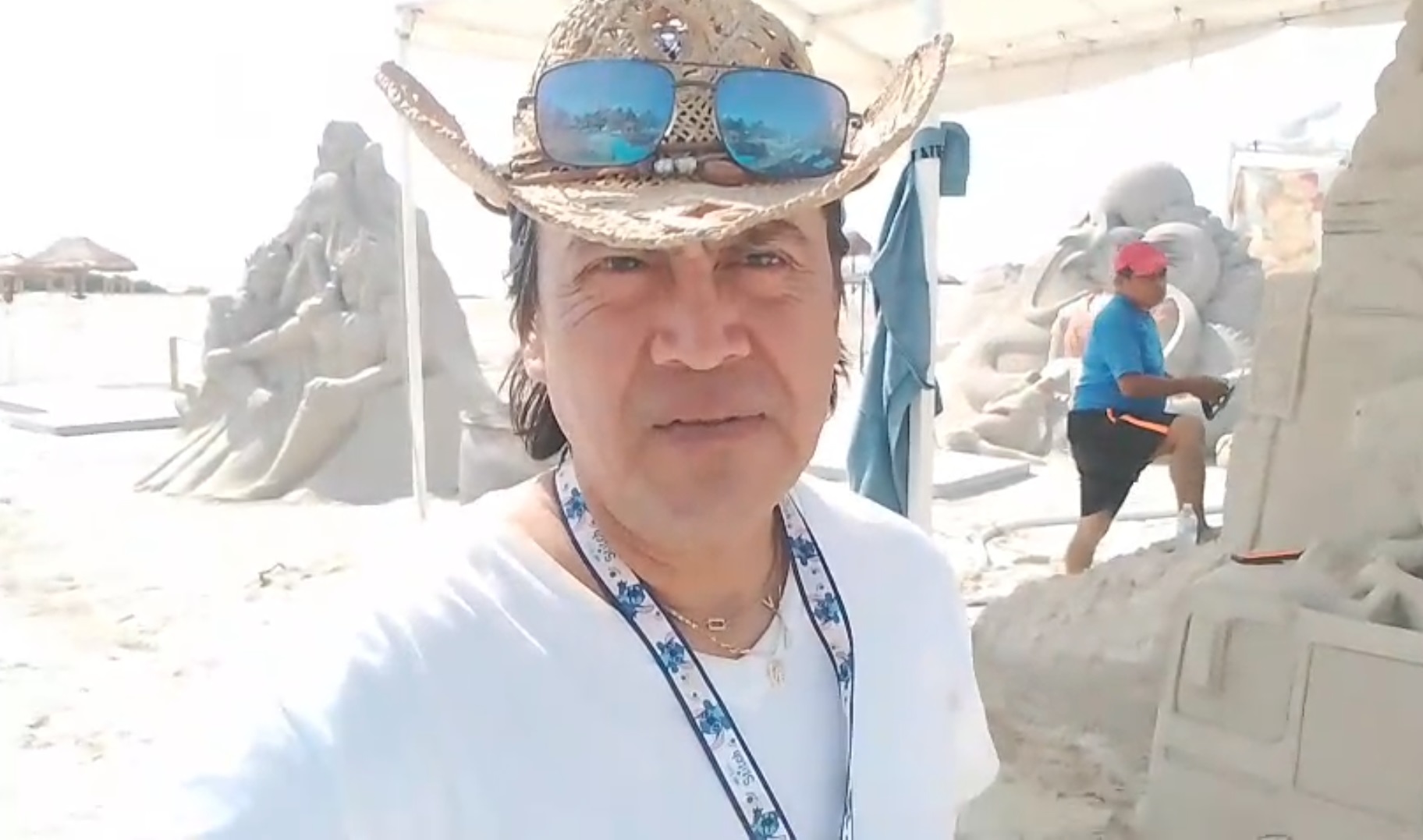 Figuras de arena dirigidas a niños y jóvenes